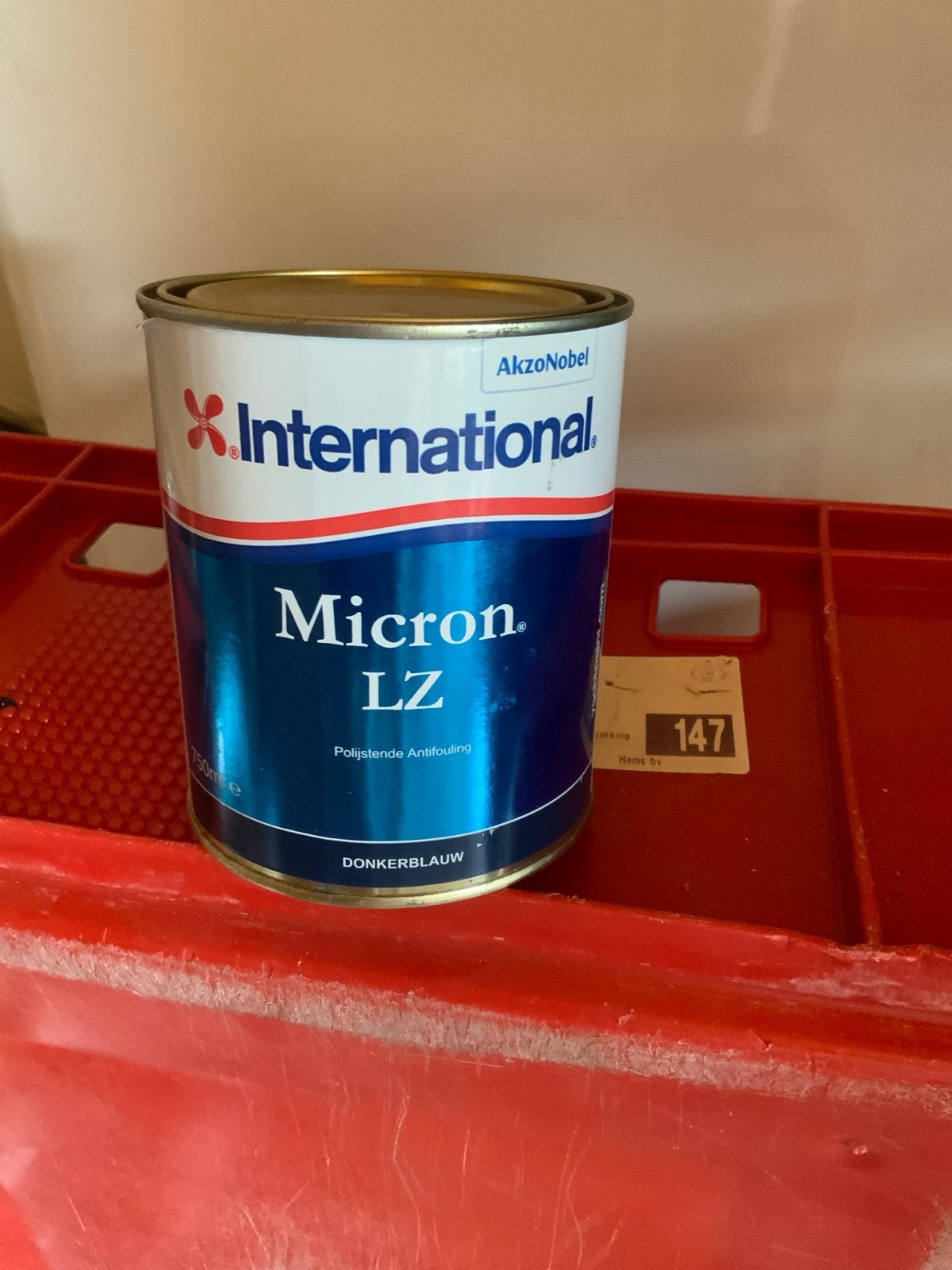 International Micron LZ Polijstende Antifouling Donkerblauw, Ophalen, Nieuw, Verven
