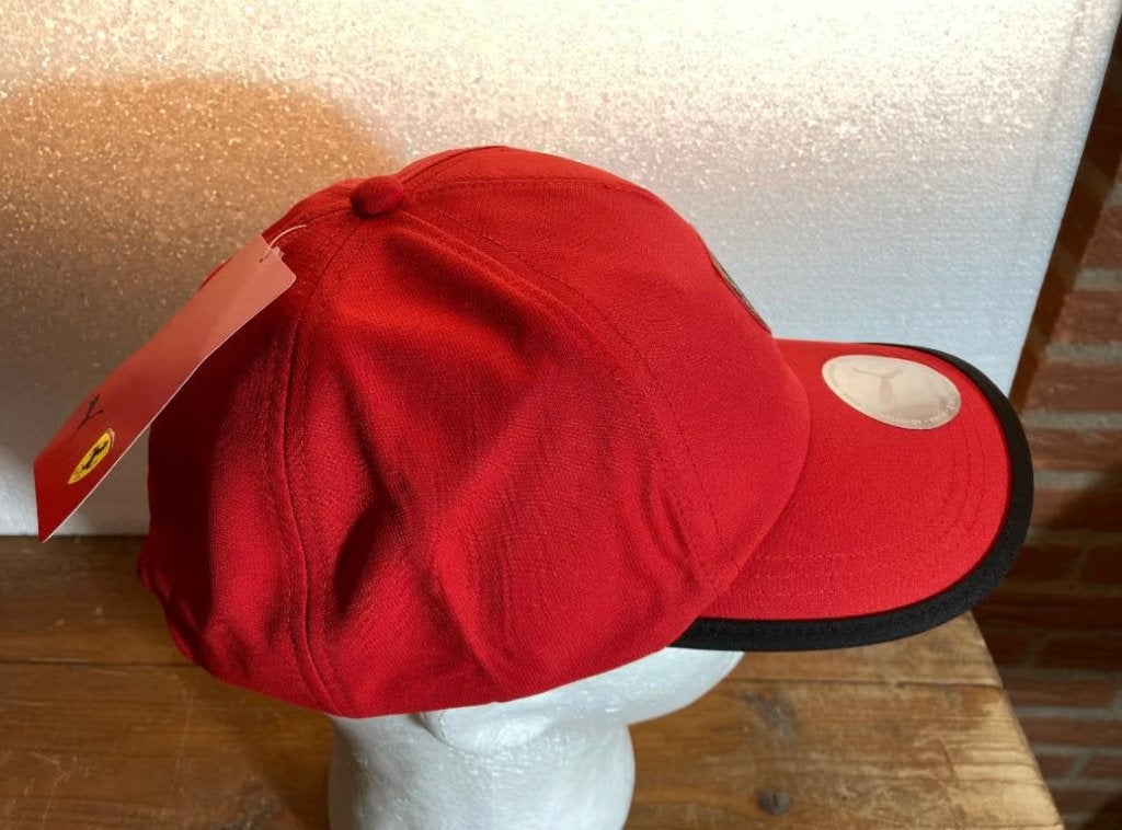 Ferrari pet Hamilton Leclerc Formule 1 gebogen klep cap, Ophalen of Verzenden, Nieuw, Formule 1