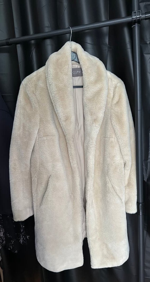 Crèmekleurige heel  teddy jas  XS S  94 lengte, 65 mouven, Kleding | Dames, Ophalen of Verzenden, Zo goed als nieuw, Maat 36 (S)