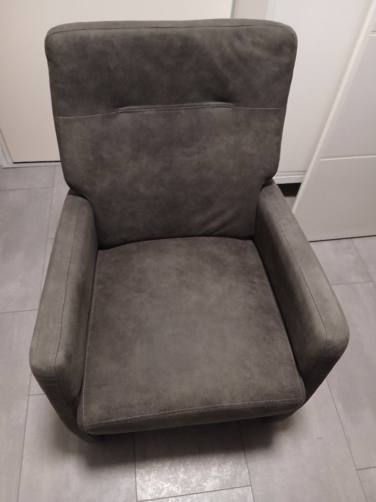 Fauteuiltje., Ophalen, Zo goed als nieuw, Eén, Stof