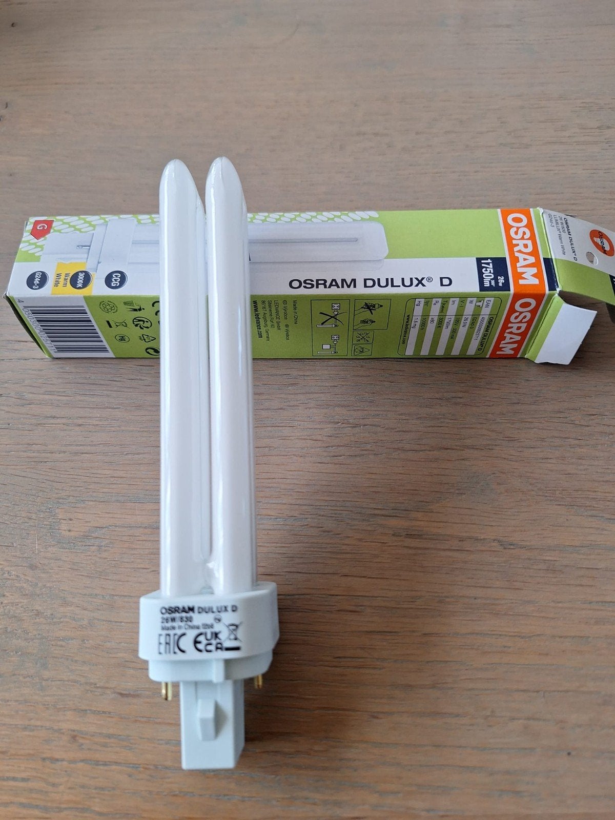 NIEUW 23st!! OSRAM Dulux D 26W/830 G24d-3 Spaarlampen!, Ophalen of Verzenden, Nieuw, E27 (groot)
