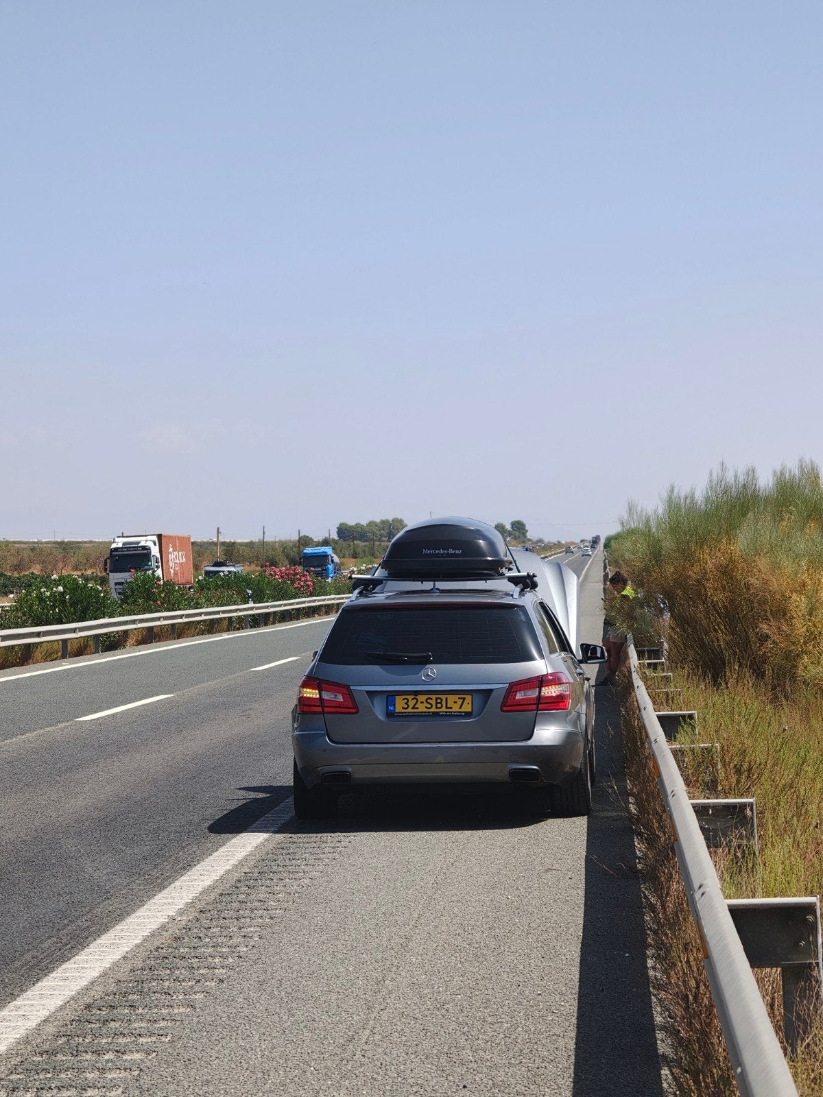 stilstaande auto, Auto's, Automaat, Euro 5, Diesel, Zilver of Grijs
