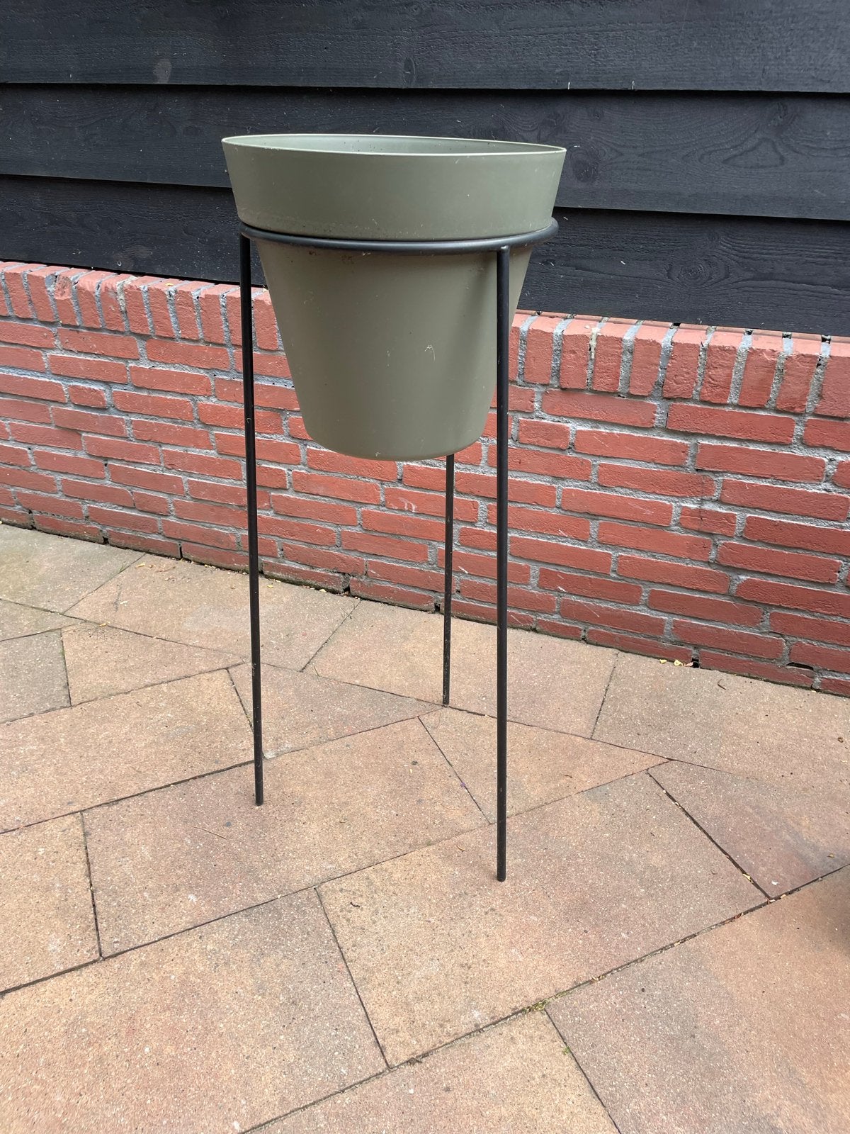 plantenbak met standaard - Olijfgroen, Ophalen, Kunststof, Gebruikt, 40 cm of meer
