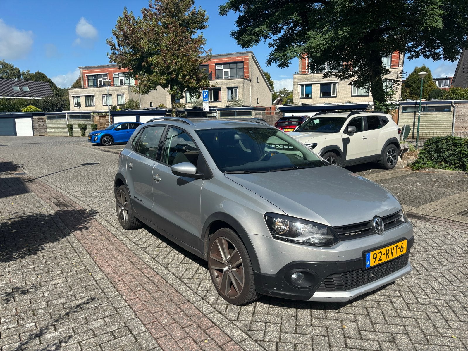 Volkswagen Polo 1.2 TSI 77KW DSG 2011 Beige, Auto's, 40 €/maand, Beige, Origineel Nederlands, 1200 kg
