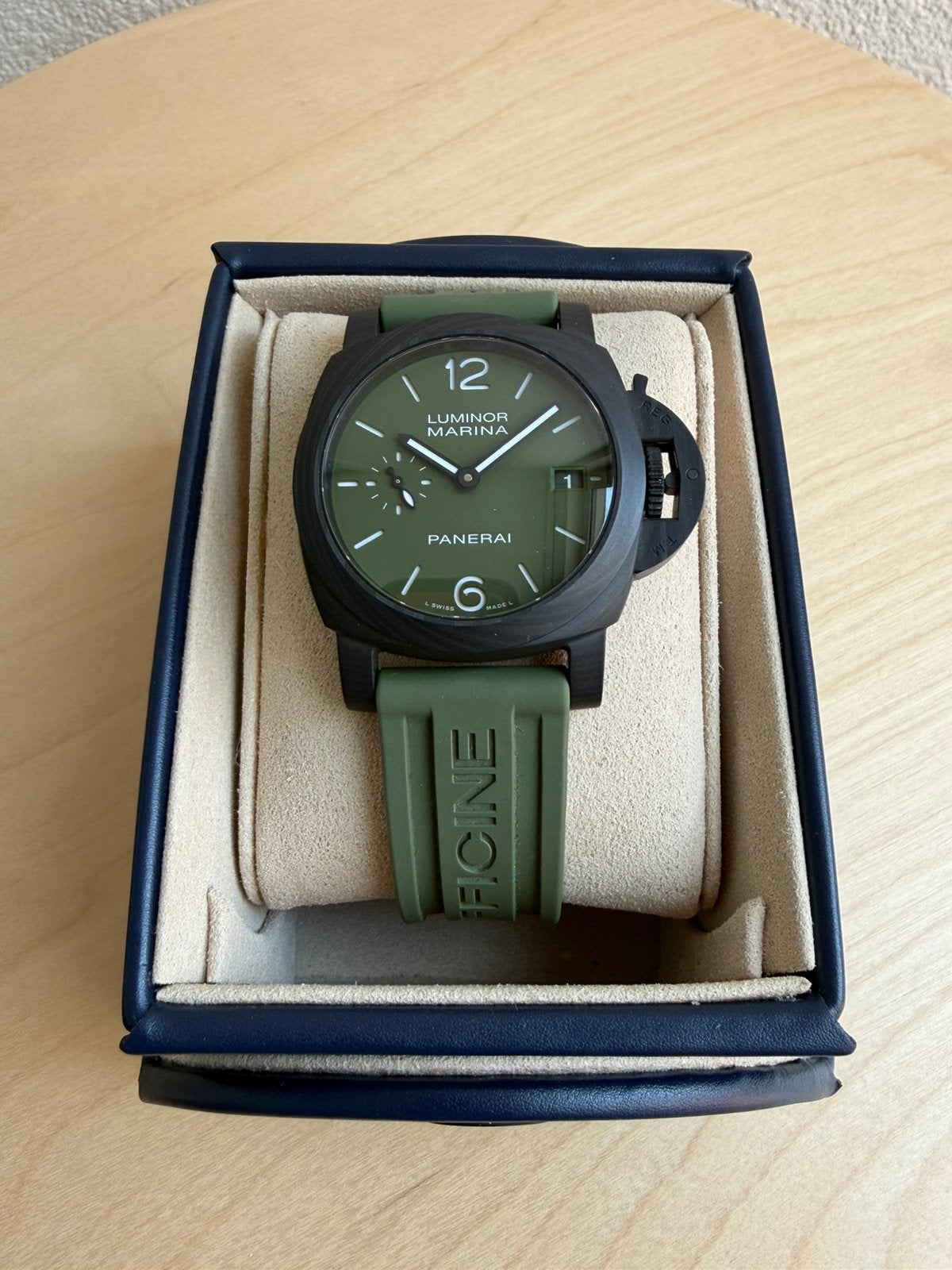 Panerai Luminor Marina PAM 1526 Automatic Carbotech 40mm, Ophalen of Verzenden, Nieuw, Polshorloge