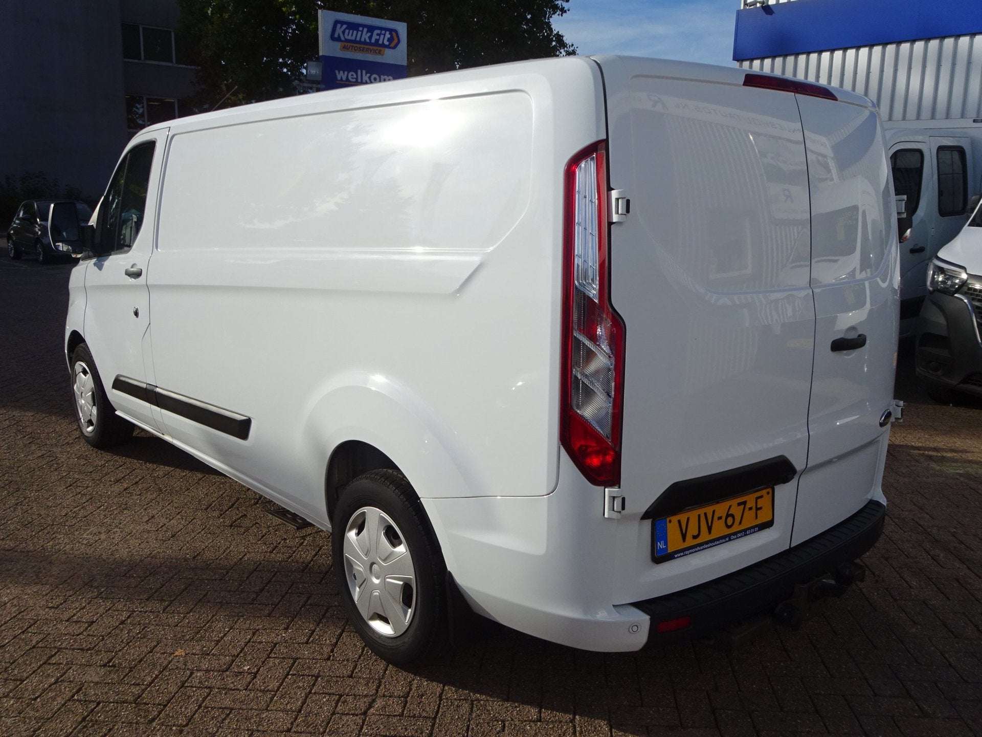Ford Transit Custom 300 2.0 TDCI L2H1 Trend AUTOMAAT 3 ZITTE, Auto's, Dealer onderhouden, 4 cilinders, Wit, Origineel Nederlands