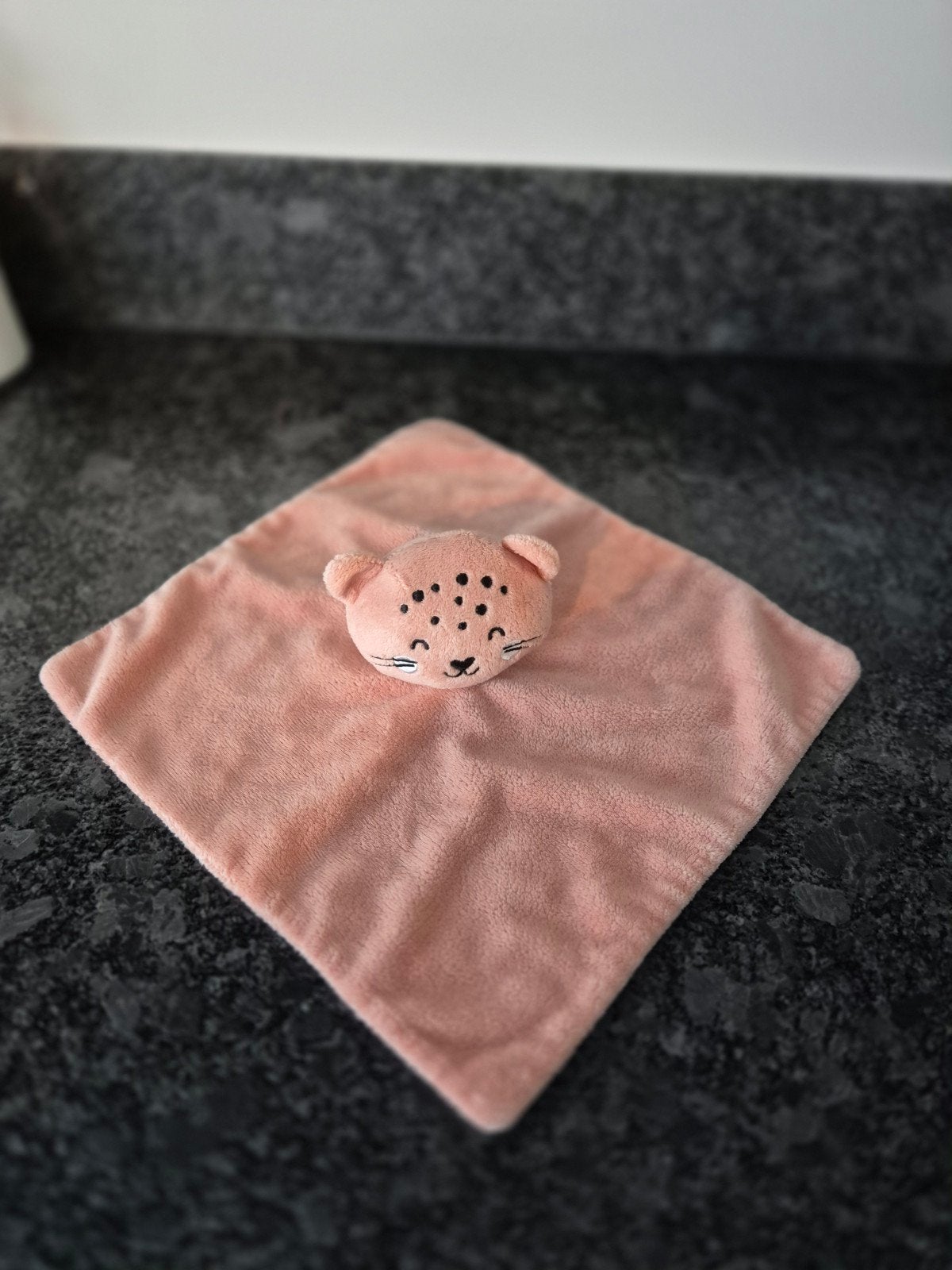 Kruidvat  - Knuffeldoekje Kat lichtroze, Ophalen of Verzenden, Nieuw