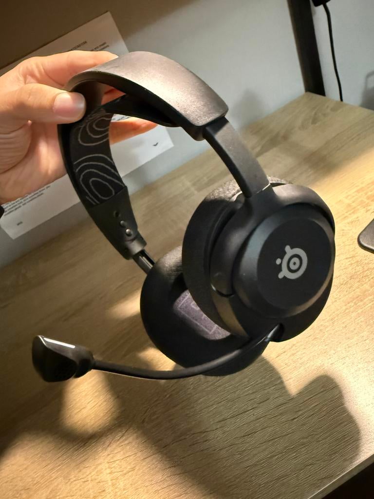 SteelSeries Arctis Nova 5 Wireless – Zo goed als nieuw!, Computers en Software, Headsets, Mute-functie, Ophalen of Verzenden, Zo goed als nieuw