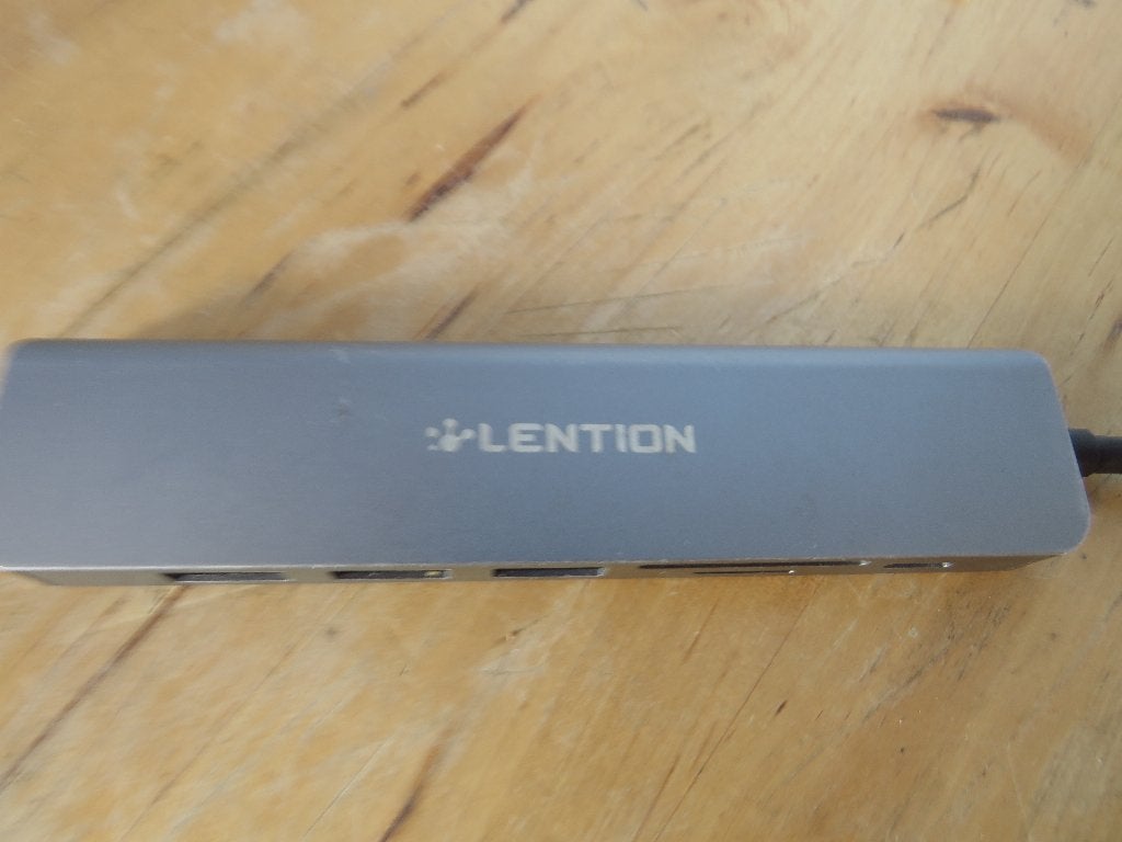 7-in-1 USB-C hub en docking station Lention CE18 HCR, Computers en Software, Dockingstations, Ophalen of Verzenden, Gebruikt, Docking station