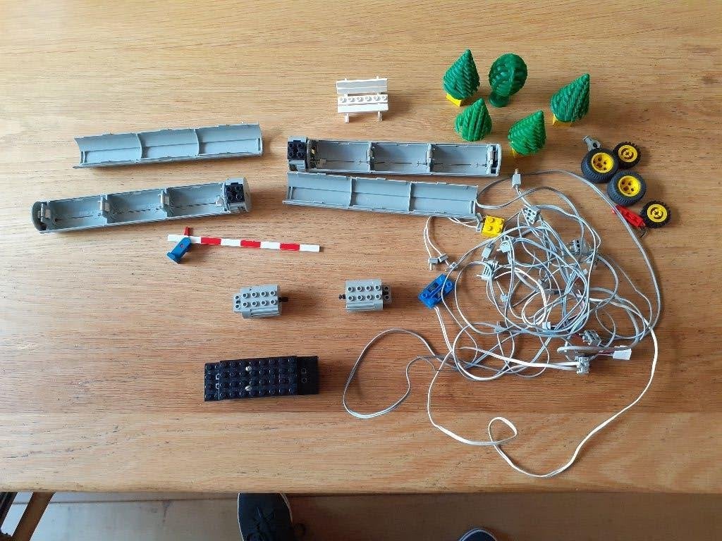 oud lego 4,5 v treinmotor batterijhouder motorblok, Ophalen of Verzenden, Gebruikt, Accessoire, Lego