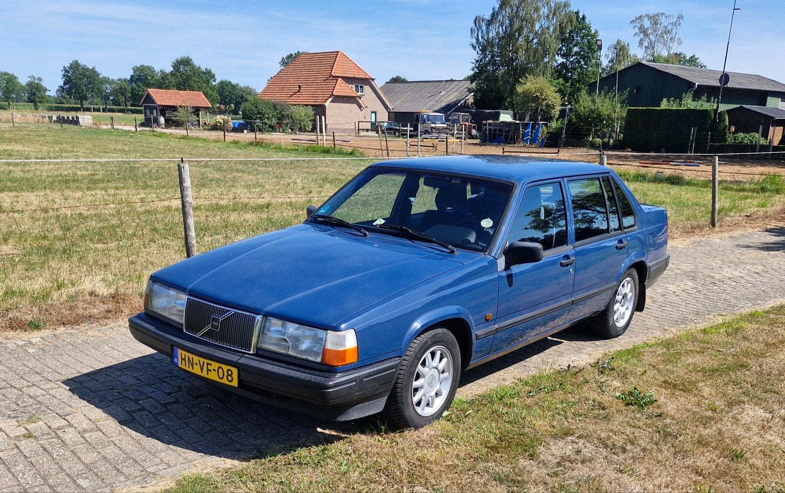 te koop volvo 940 sedan 2.3 op lpg, Auto's, Volvo, Automaat, Blauw, Origineel Nederlands, 1600 kg