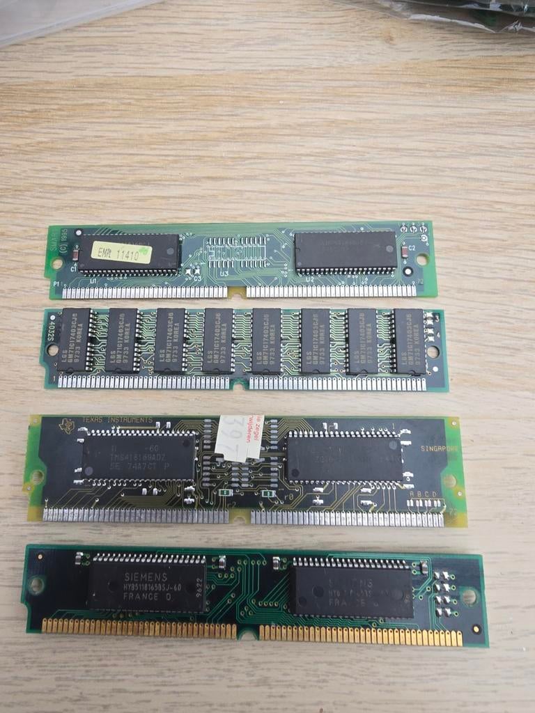 4x 4MB EDO RAM geheugen modules, Onbekend, Overige soorten, Ophalen of Verzenden, Desktop