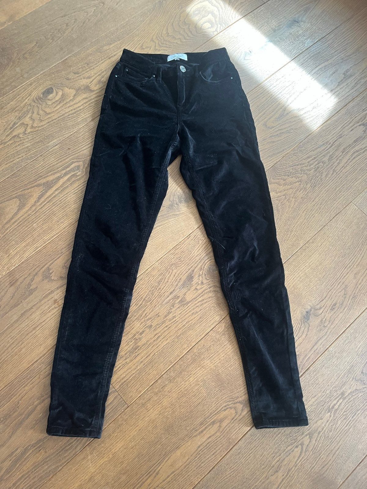 Reiss Zwarte Fluwelen Broek Maat 24, Zwart, Ophalen of Verzenden, Zo goed als nieuw, Maat 34 (XS) of kleiner