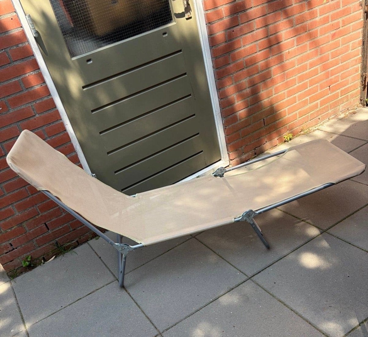 2X Opvouwbaar campingbed/ligbed - Ideaal voor kamperen, Ophalen, Zo goed als nieuw, Overige