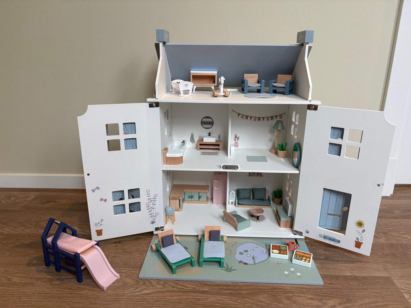 Little Dutch Houten Poppenhuis met alle toebehoren, Ophalen, Zo goed als nieuw, Overige typen