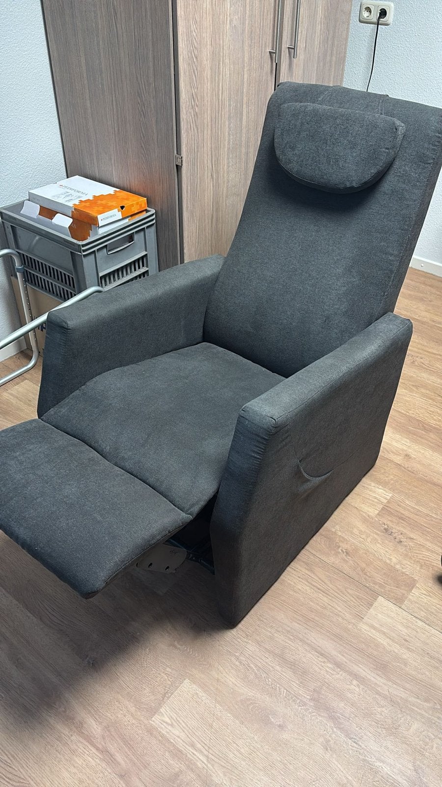 Sta op stoel - Zeer goede staat - Westerwiek Breda, Ophalen, Zo goed als nieuw, Eén, Stof