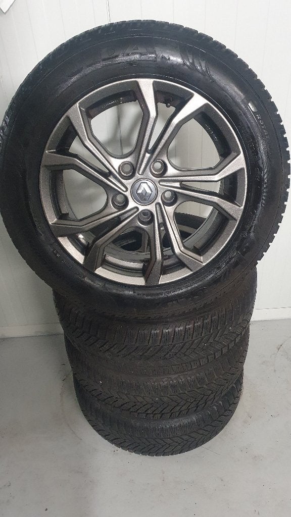 16"Winter Set Origineel 5x114.3 Renault Megane/Scenic Zgan!!, Auto-onderdelen, Gebruikt, 16 inch, Banden en Velgen, Personenwagen