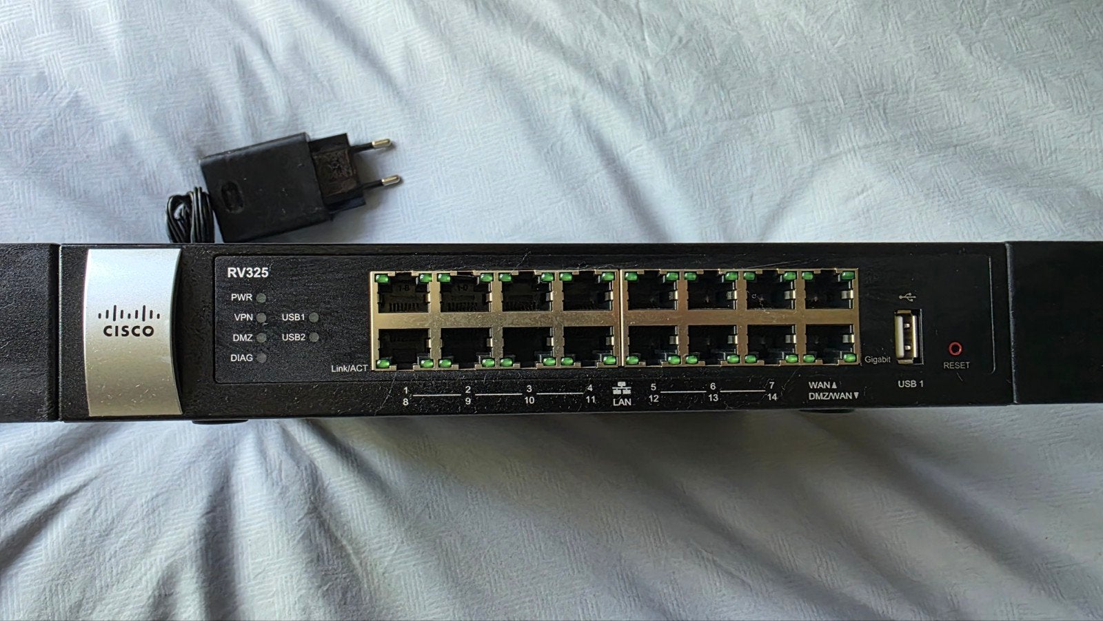Cisco RV325 Dual Gigabit WAN VPN Router, Ophalen of Verzenden, Gebruikt