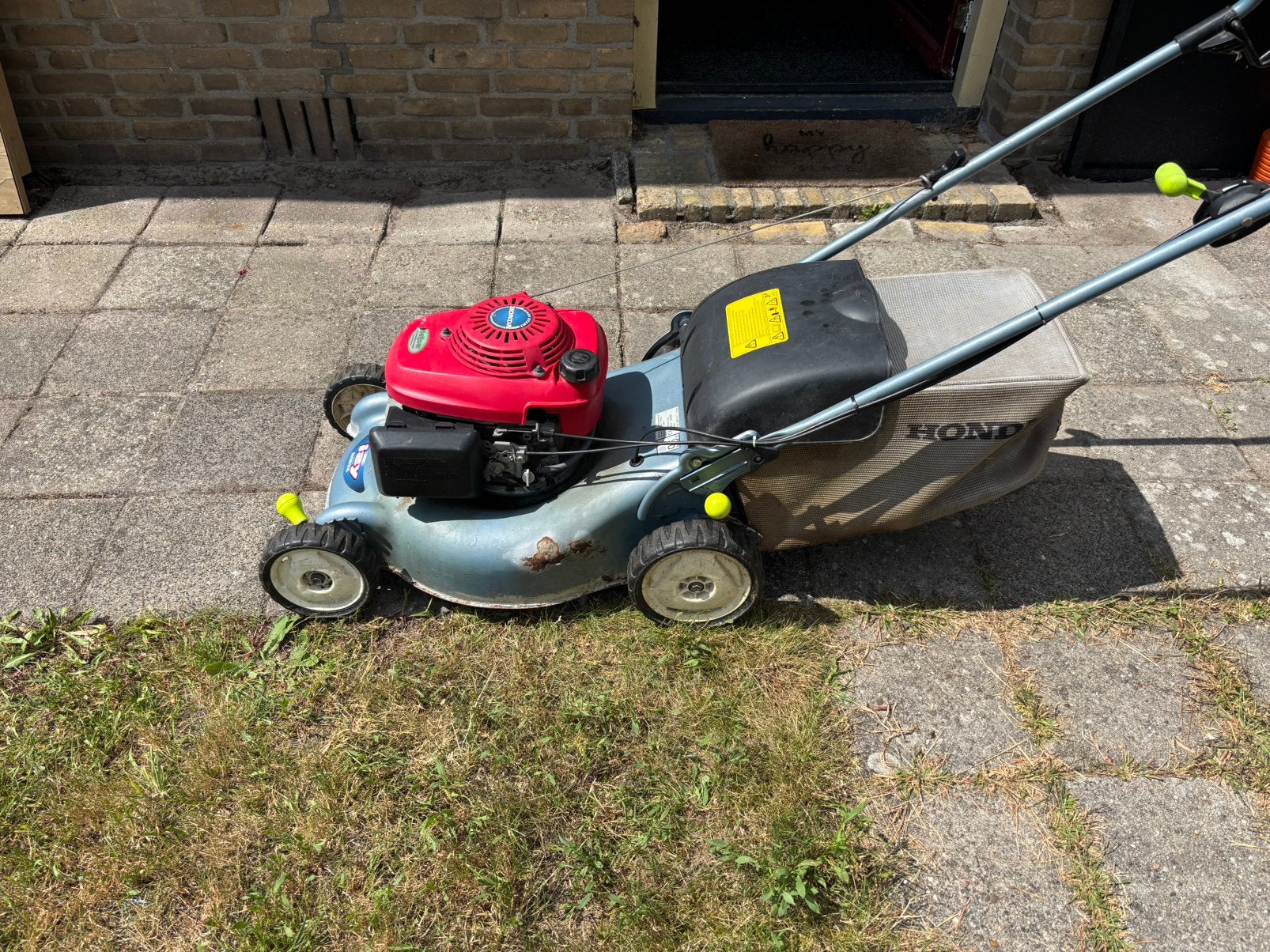 Honda IZY Zelfrijdende Benzine Grasmaaier, Ophalen, Zo goed als nieuw, 50 cm of meer