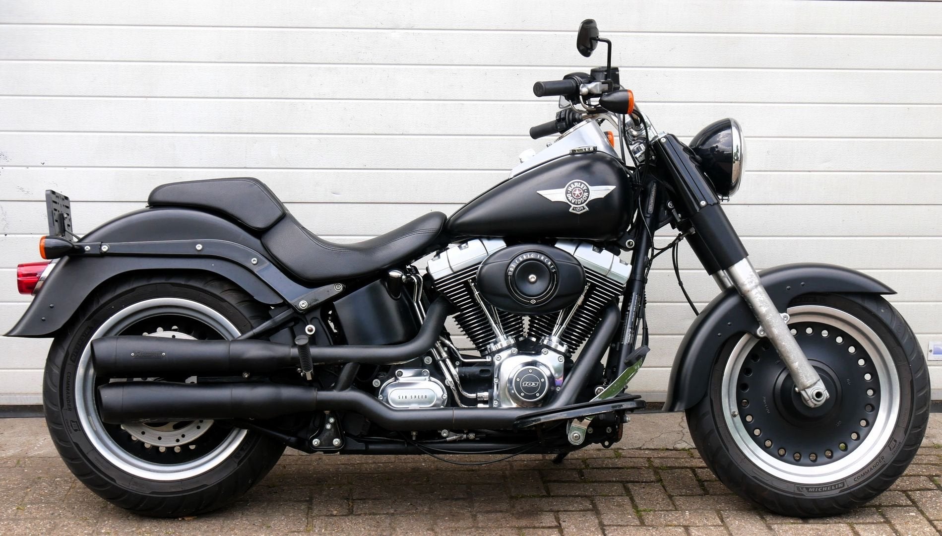 HARLEY-DAVIDSON FAT BOY LO FLSTFB (bj 2013), Motoren, 2 cilinders, 1690 cc, HARLEY-DAVIDSON, Onbekend