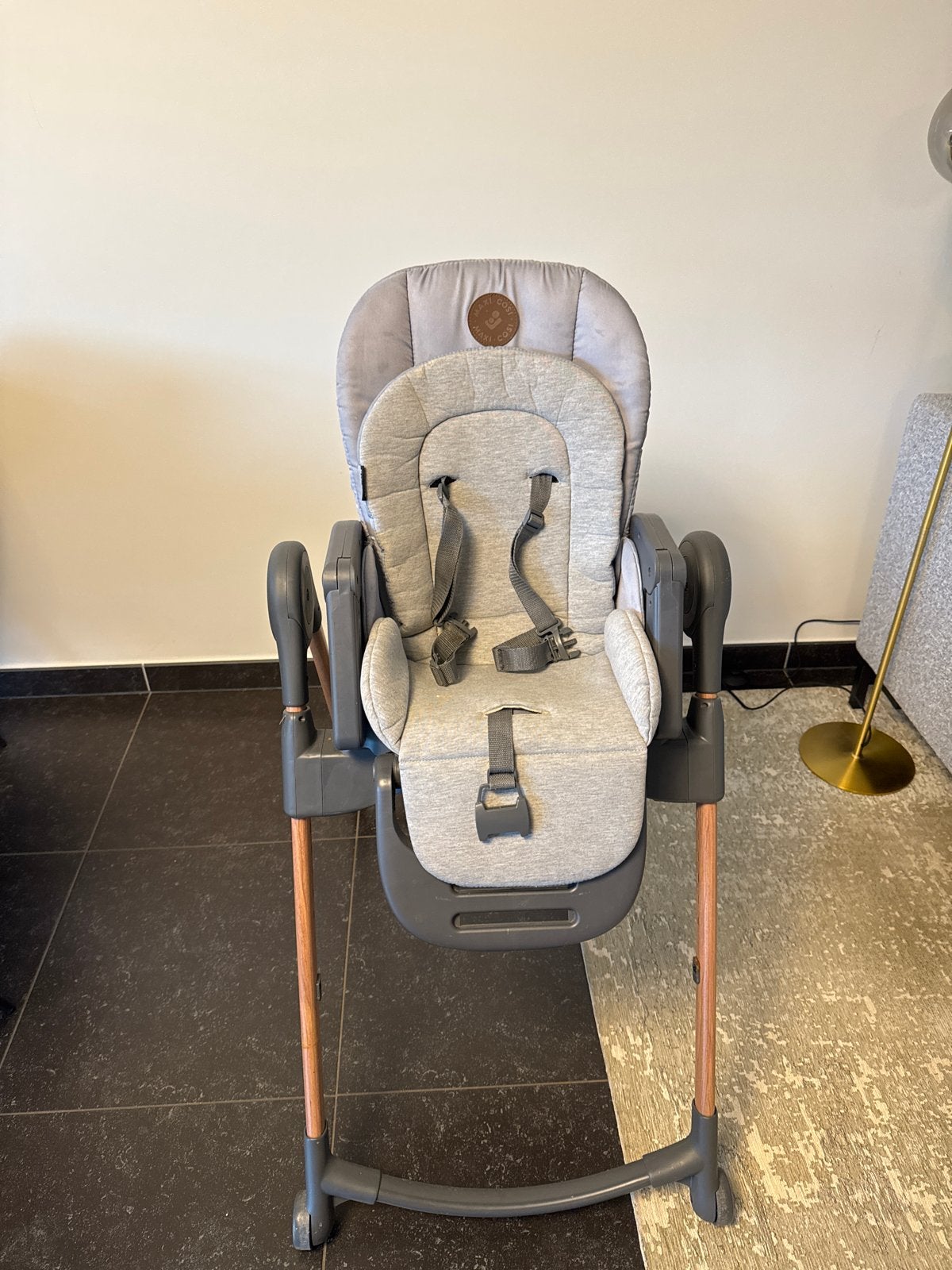 Maxi-Cosi Minla 6-in-1 kinderstoel - Grijs, Ophalen, Zo goed als nieuw, Overige typen, Afneembaar eetblad