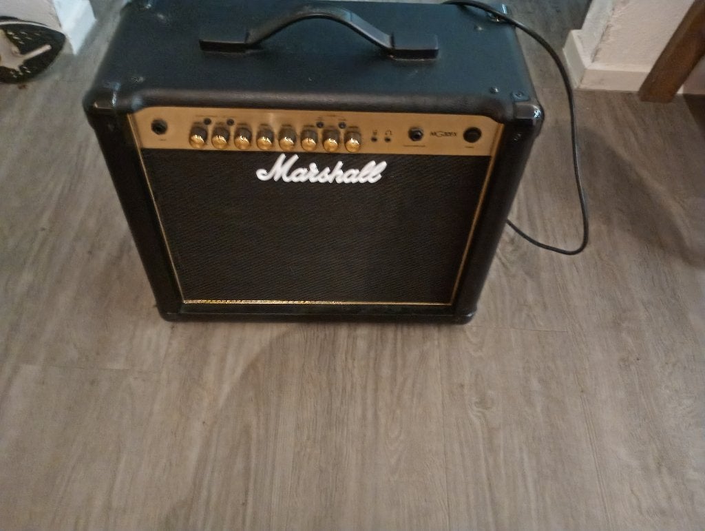 Marshall MG30GFX gitaarversterker, Ophalen, Zo goed als nieuw, Gitaar, 50 tot 100 watt