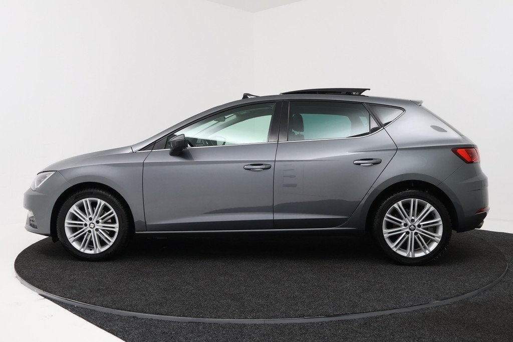 Seat Leon ST 1.4 EcoTSI Xcellence (PANORAMADAK, CAMERA, CARP, Auto's, Seat, Voorwielaandrijving, 1141 kg, Parkeersensor, Gebruikt