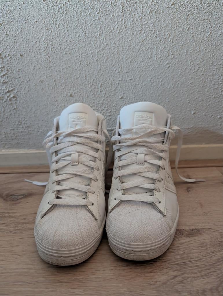 Adidas wit, Kleding | Dames, Schoenen, Ophalen of Verzenden, Zo goed als nieuw, Wit, Sneakers of Gympen