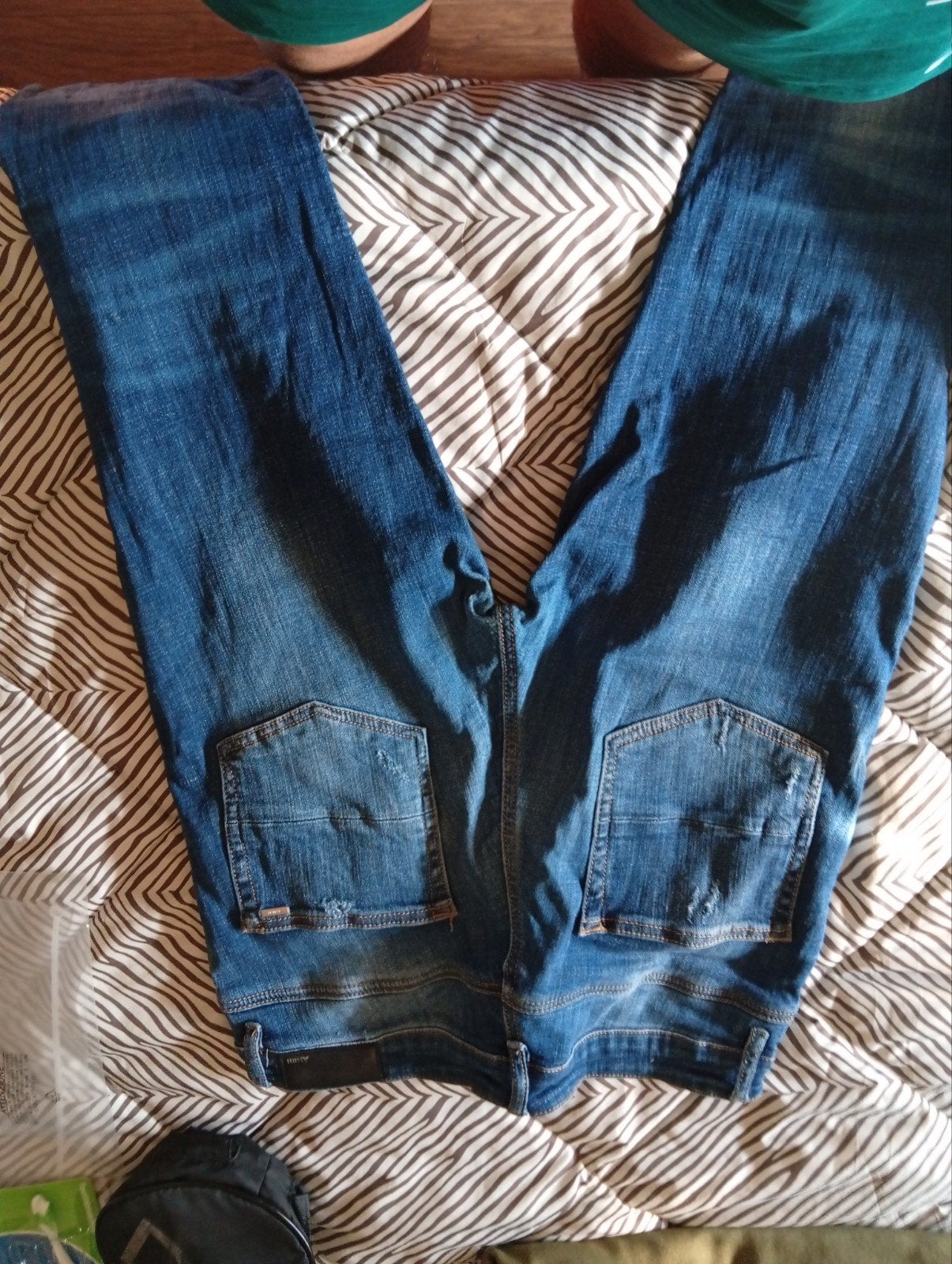 Amiri broek gedragen kan een ronde mee 45 euro vaste prijs, Kleding | Heren, Spijkerbroeken en Jeans, Ophalen of Verzenden, Zo goed als nieuw