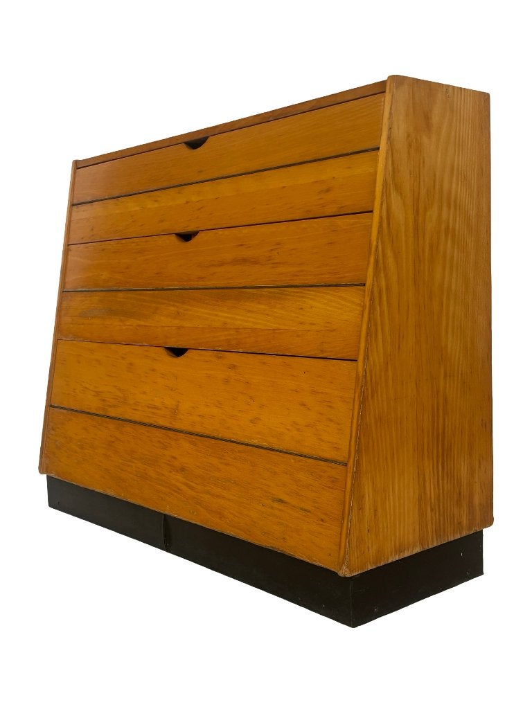 Vintage schoolkast vakkenkast opbergmeubel klepkast jaren 60, Antiek en Kunst, Antiek | Meubels | Kasten, Ophalen of Verzenden