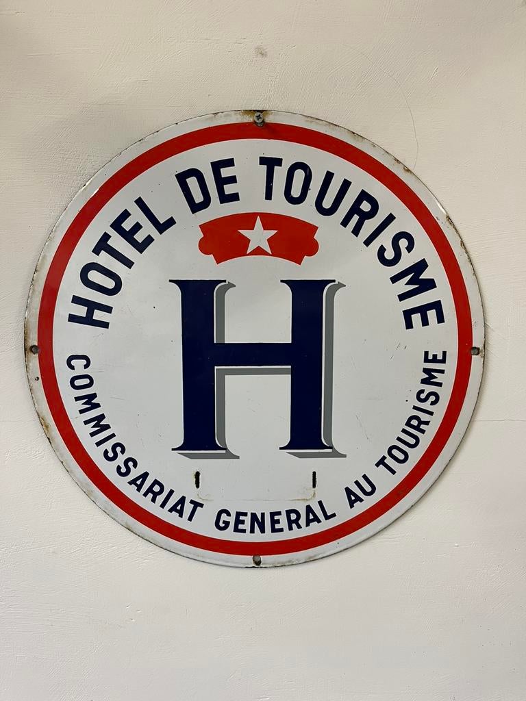 Emaille bord Hotel de Tourisme, Antiek en Kunst, Antiek | Emaille, Ophalen of Verzenden