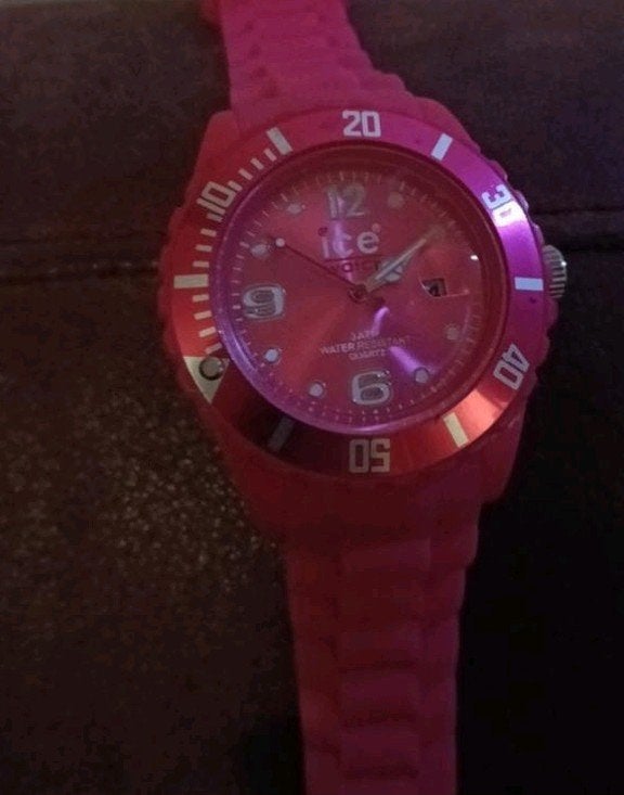 Ice Watch roze polshorloge zo goed als nieuw, Overige merken, Kunststof, Polshorloge, Kunststof