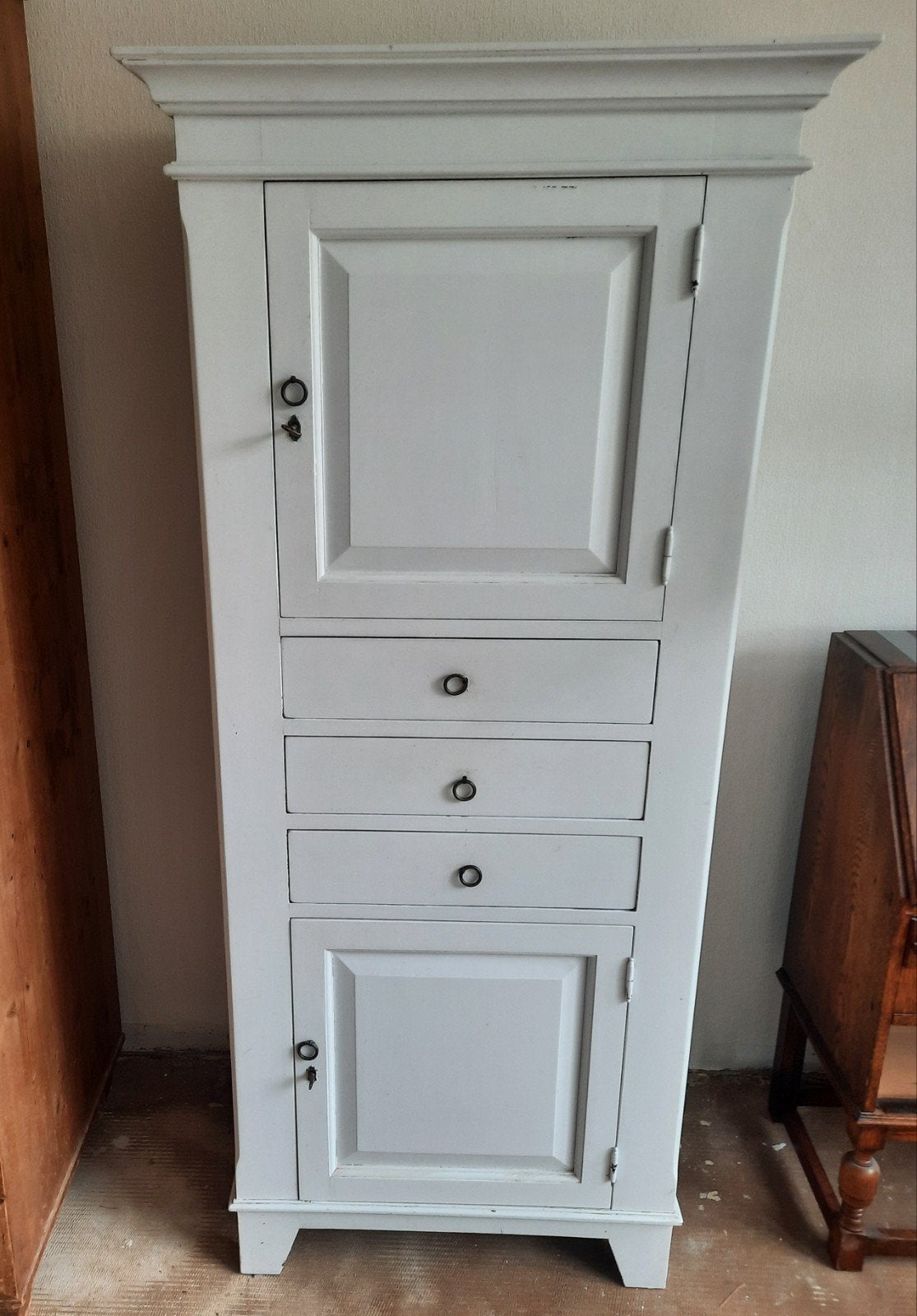 Antieke kast €75,- richtprijs, Ophalen