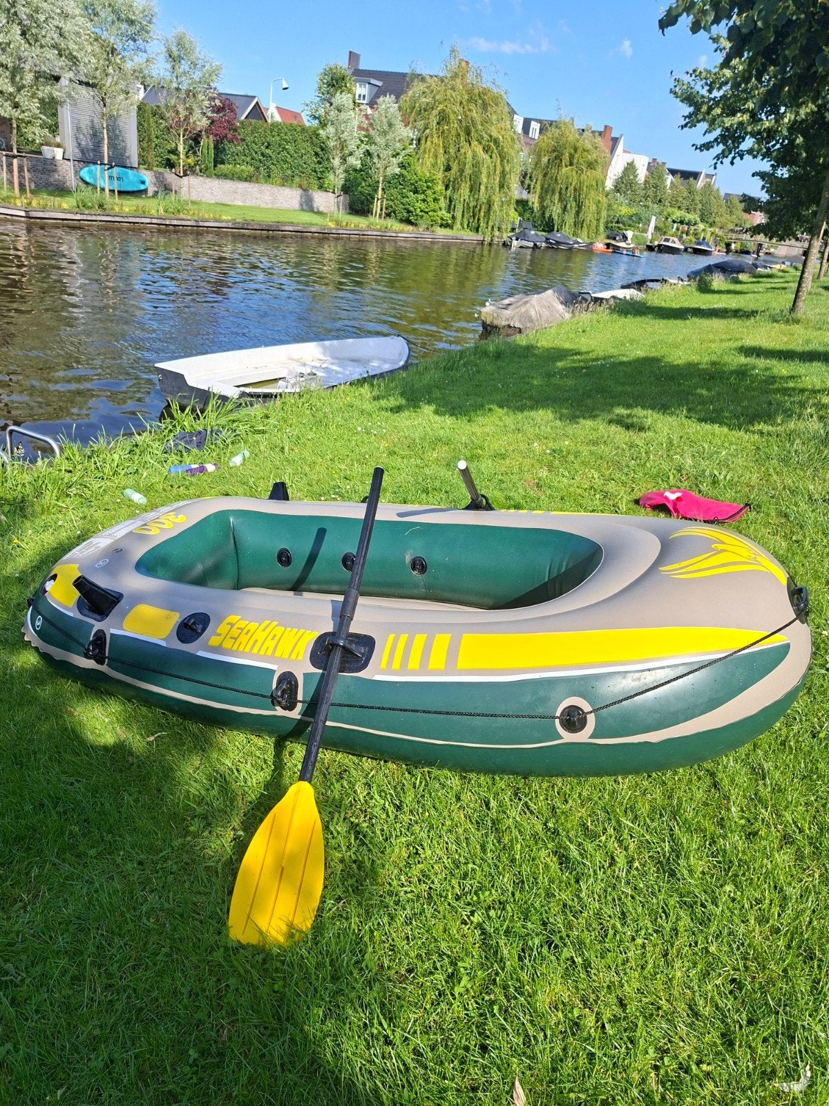 Intex Seahawk 300 opblaasboot met peddels, Ophalen