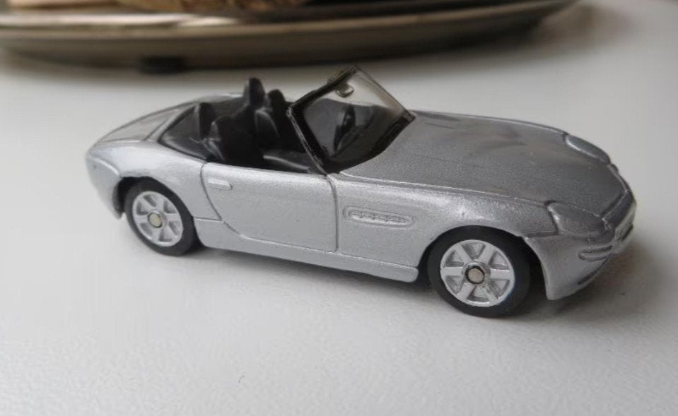3 inch Maisto BMW Z8, Ophalen of Verzenden, Zo goed als nieuw, Auto