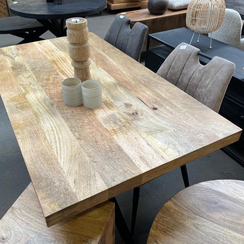 Magazijn Leegverkoop Nieuwe eettafel mangohout matrix zwart, Huis en Inrichting, Woonaccessoires | Overige, Hout, Nieuw, Ophalen of Verzenden