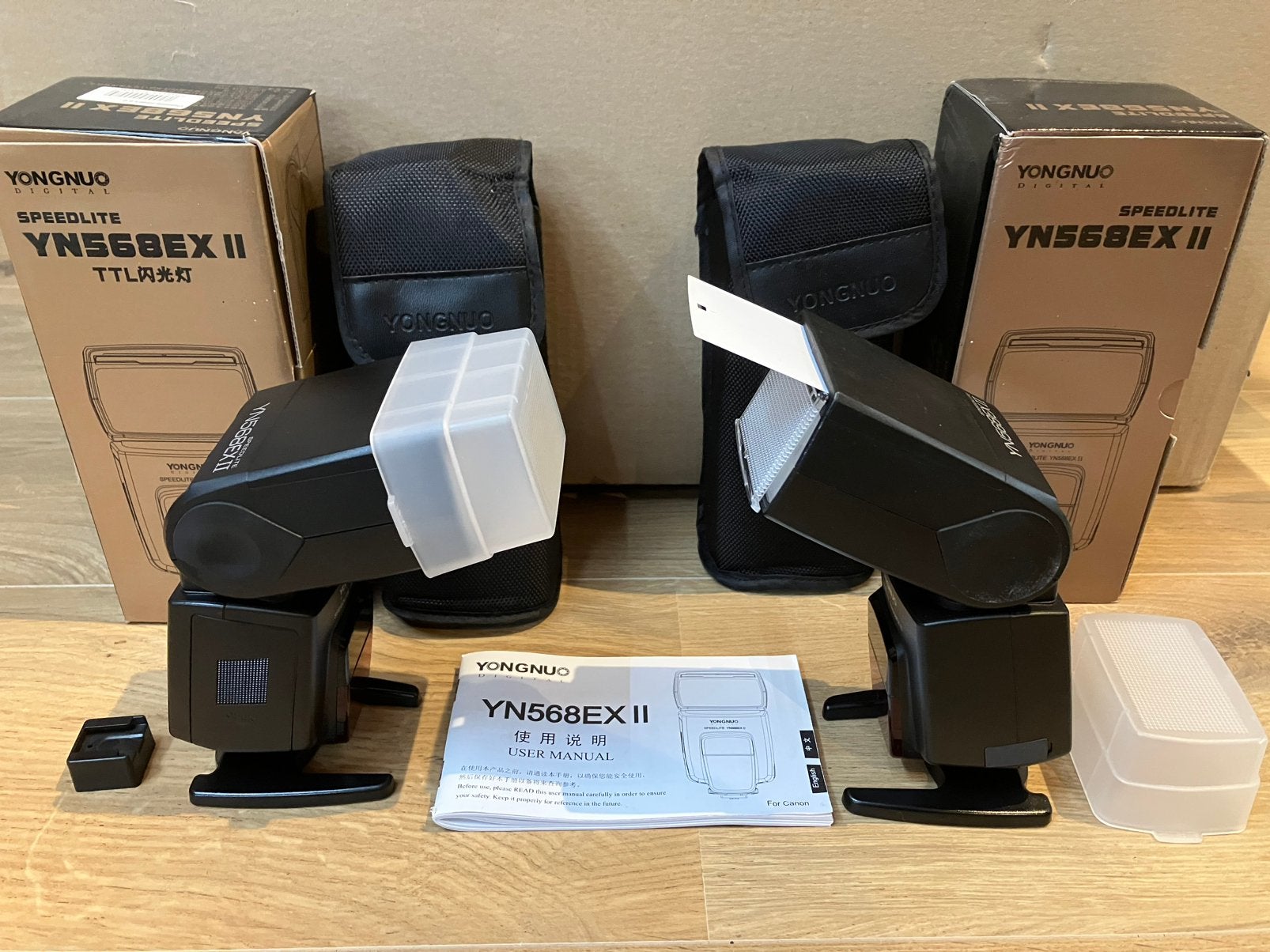2x Canon Yongnuo YN-568EX +zender/ontvanger+remote control, Ophalen, Zo goed als nieuw, Canon