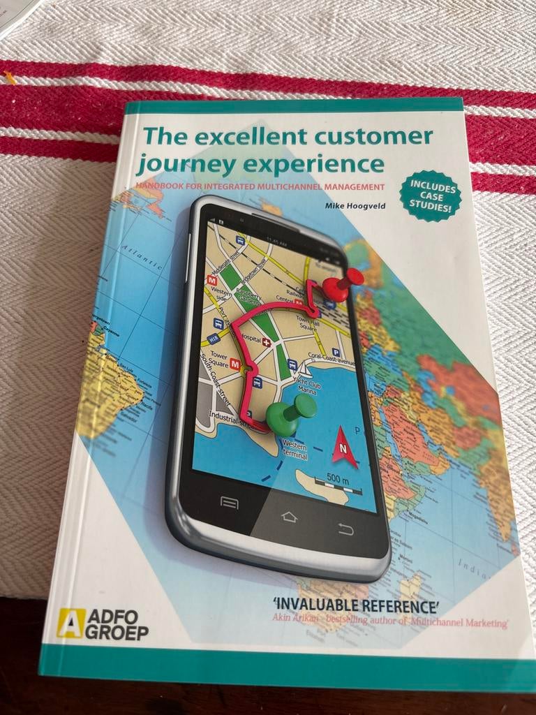 The excellent customer journey experience - Mike Hoogveld, Ophalen of Verzenden, Gelezen, Economie en Marketing