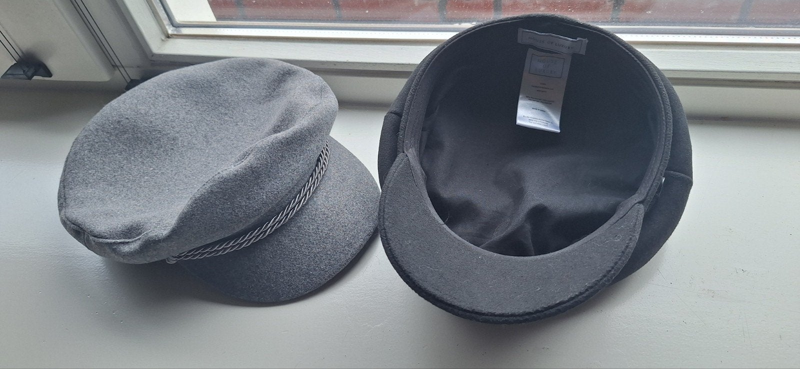 2 x muts/pet, Kleding | Dames, Ophalen of Verzenden