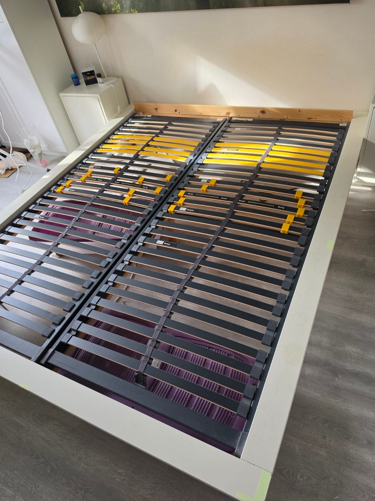 Futonbed Osaka 160x200 met Bossflex 400 lattenbodems, Huis en Inrichting, Ophalen, Wit, Tweepersoons, Zo goed als nieuw