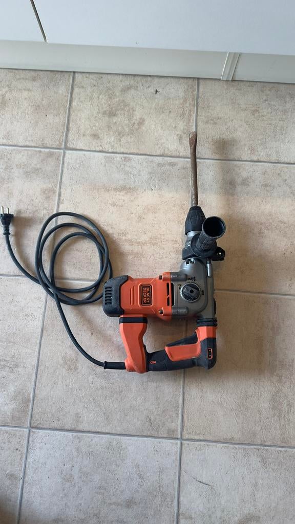 BLACK+DECKER Hammer Drill boormachine klopmachine  Boorhamer, Doe-het-zelf en Verbouw, Gereedschap | Boormachines, Ophalen, Gebruikt