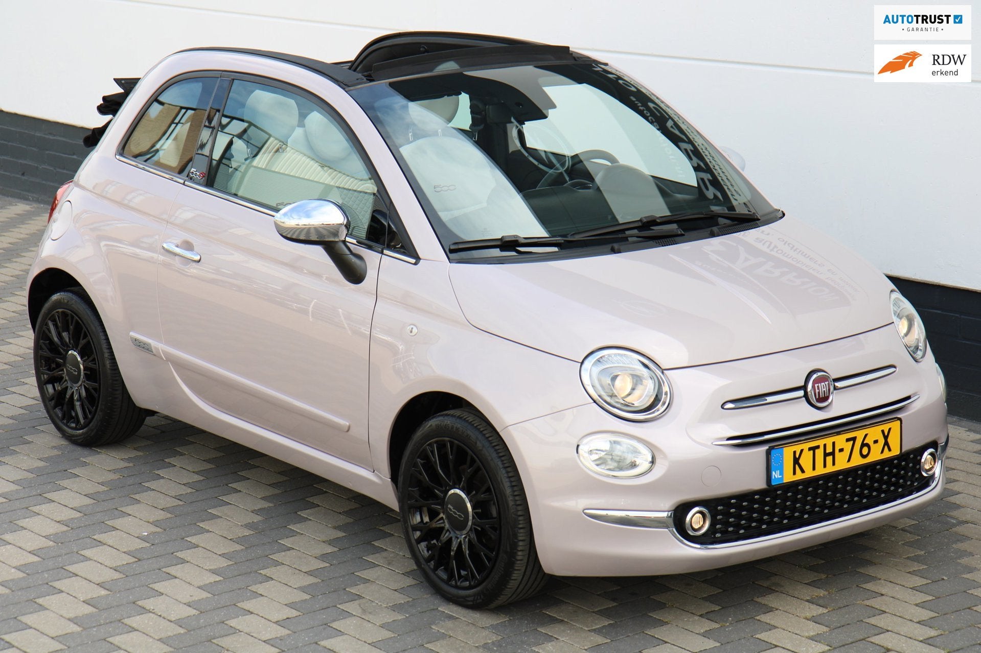 Fiat 500 C 1.0 Hybrid Star Carplay Xenon Navi Cruise !, Auto's, Fiat, Voorwielaandrijving, Gebruikt, Zwart, Cabriolet