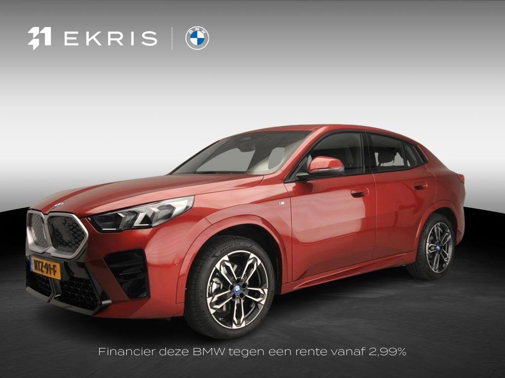 BMW iX2 xDrive30 | M-Sportpakket | LED | Leder | Navigatie |