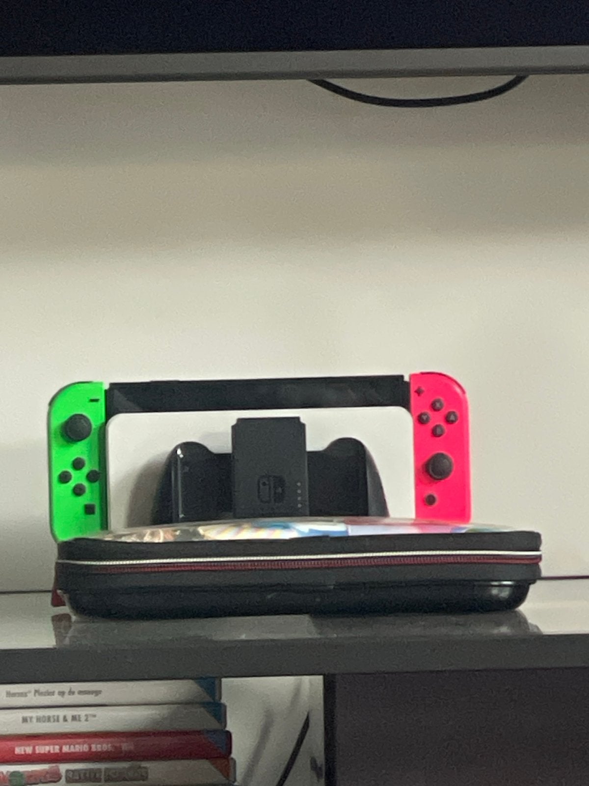 Nintendo Switch OLED met toebehoren en games, Met games, Met 2 controllers, Zo goed als nieuw, Switch OLED