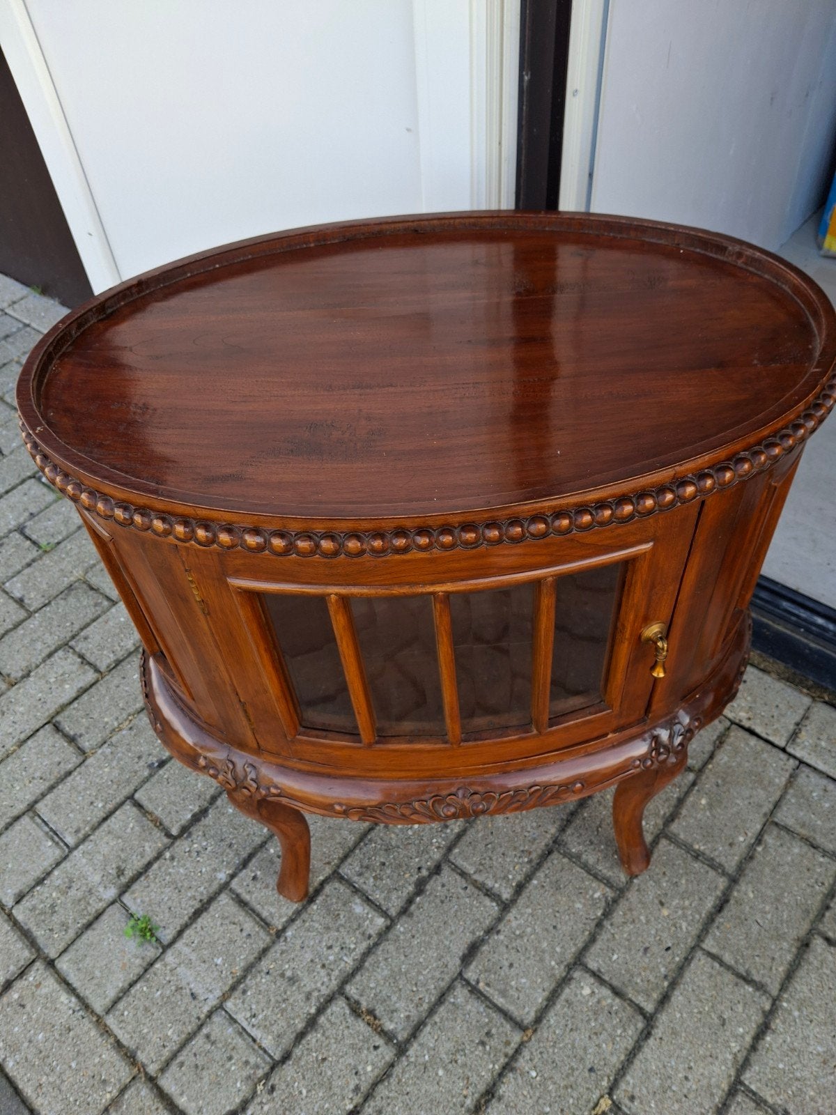 Antiek ovale  theekastje / drankkastje met dienblad, Ophalen