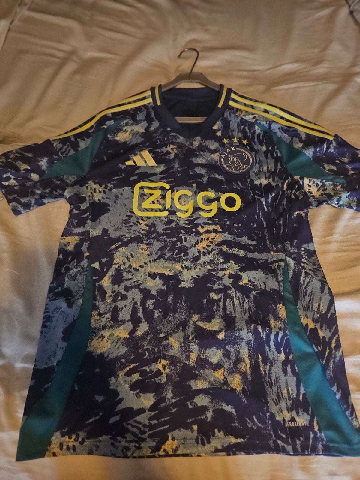Ajax uitshirt 2024/2025 origineel - Maat L, Maat 52/54 (L), Meerkleurig, Ophalen of Verzenden, Zo goed als nieuw