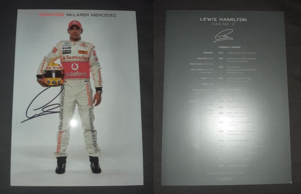 Lewis Hamilton signed fact card McLaren F1 2010, Ophalen of Verzenden, Nieuw, Formule 1