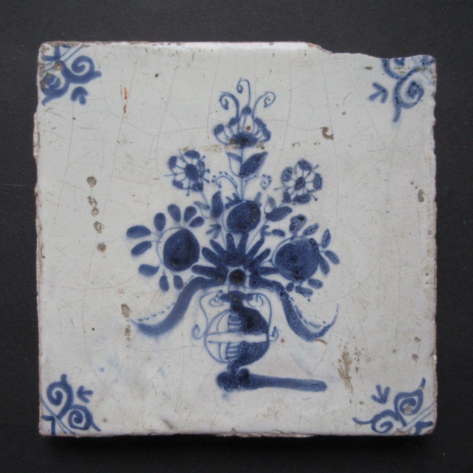 Antieke Delftse Tegel Circa 1680 - 1750 (01), Verzenden