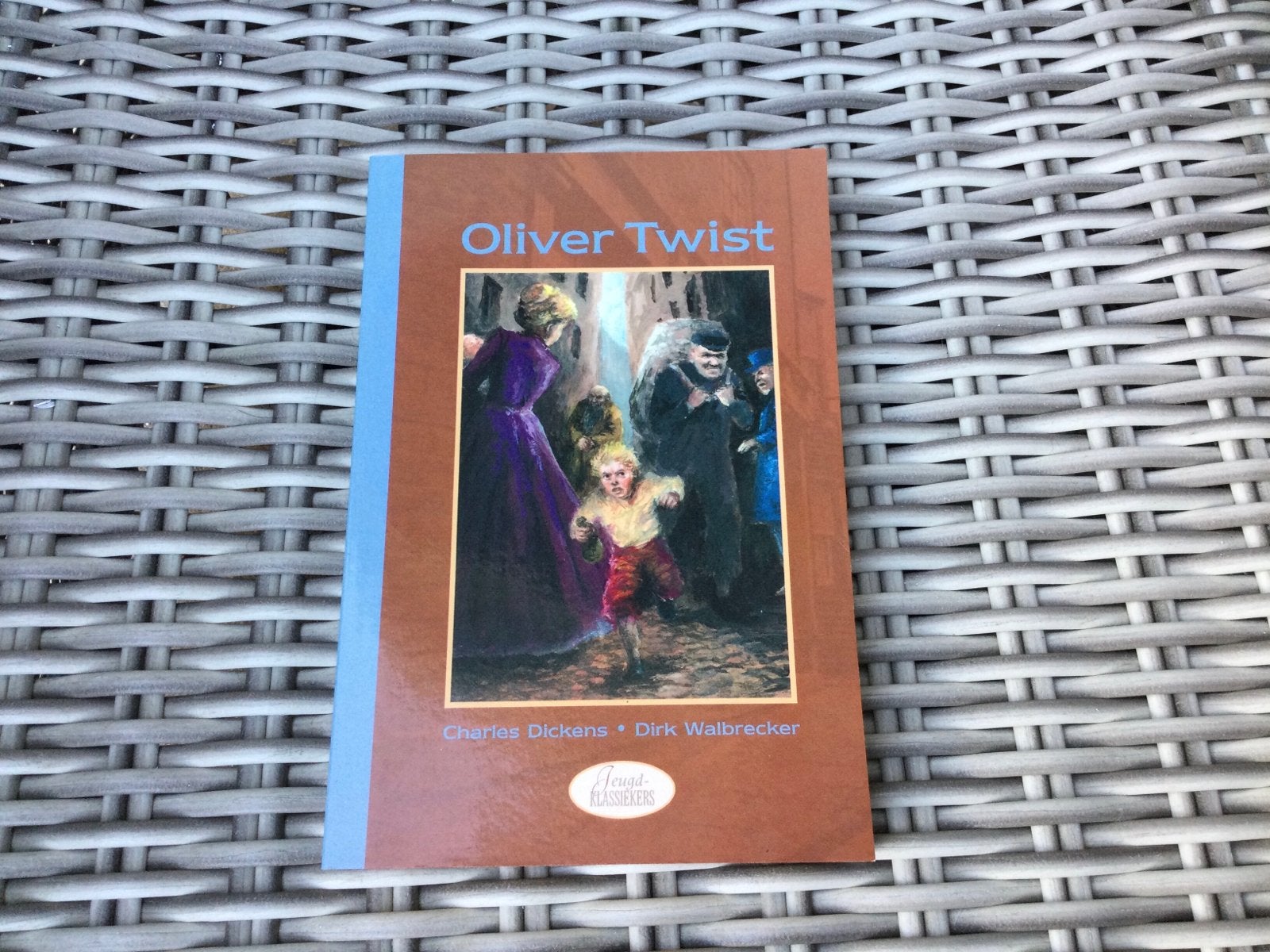 Charles Dickens - Olivier Twist hardcover, Ophalen of Verzenden, Zo goed als nieuw, Charles Dickens, Fictie algemeen