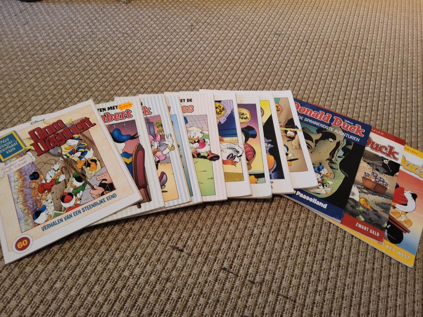 Donald Duck, Boeken, Gelezen, Walt Disney, Ophalen of Verzenden, Meerdere stripboeken